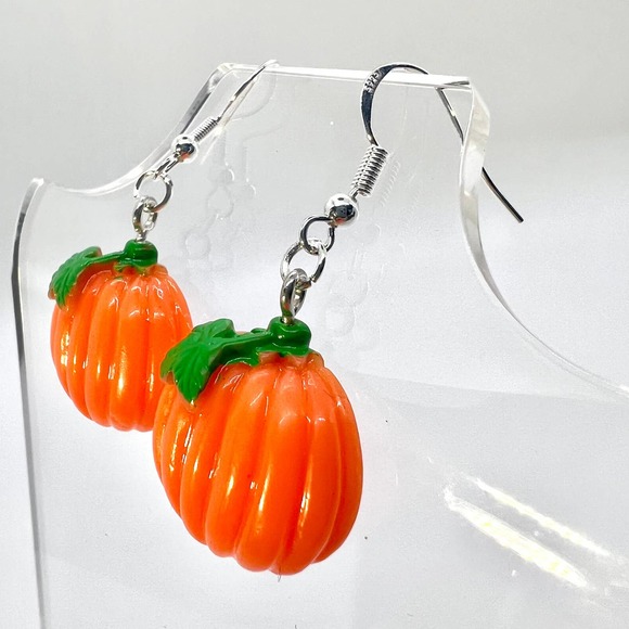 Pumpkin Earrings - Fall Earrings - Food Earrings - Halloween Earrings - Orange - Picture 3 of 9